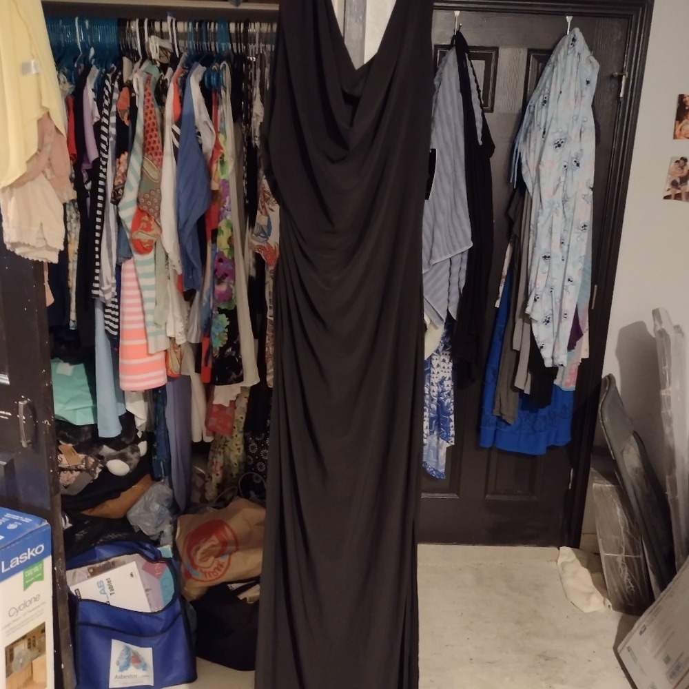 Ronnie Nicole NWT  Black Maxi Dress